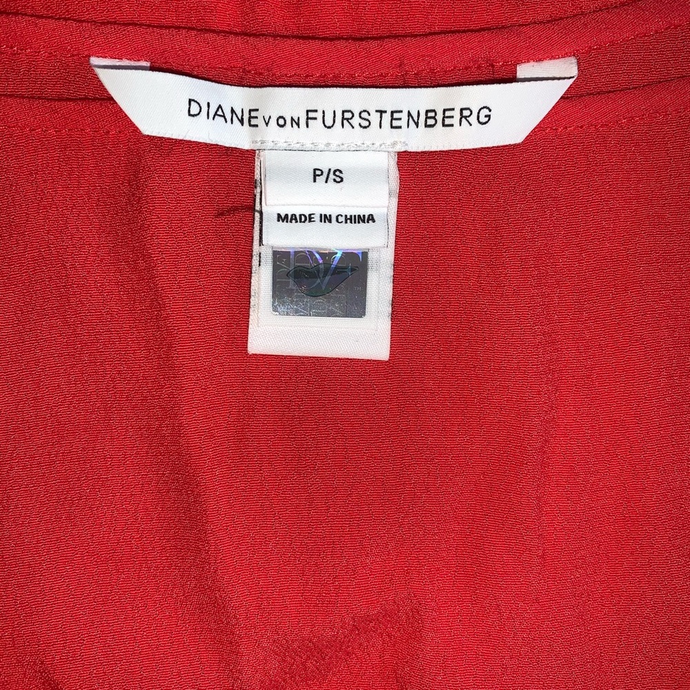 Red Top - Picture 3 of 3